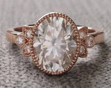 The Luella EF White Moissanite Center