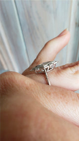 Étoile Kite Cut Engagement Ring - Modern Unique Design