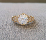 The Florence Larger 8 mm Version with EF Moissanite